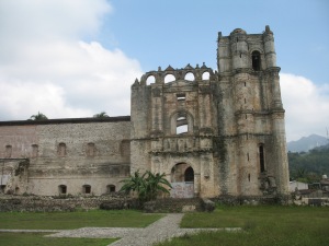 Tecpatan church front (2)